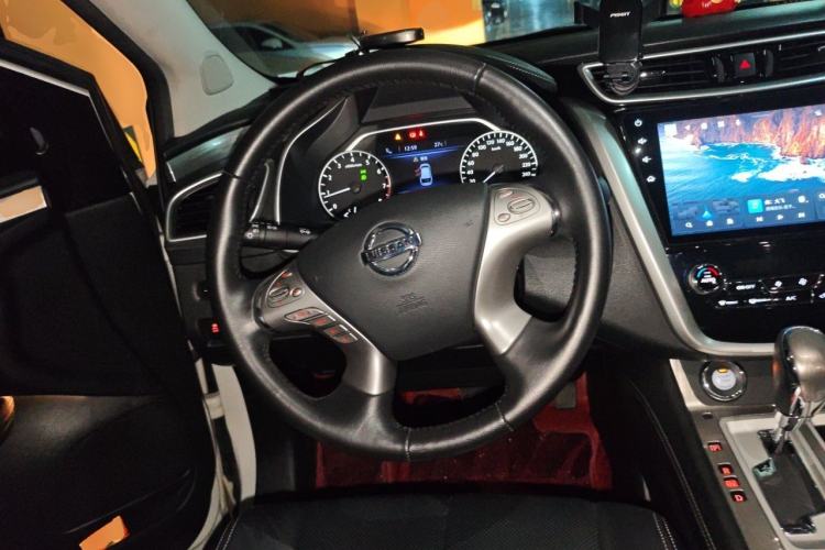 Used Nissan Murano 2021 2.5L XL Two-Wheel Drive Smart Connect Luxury Edition Steering Wheel
