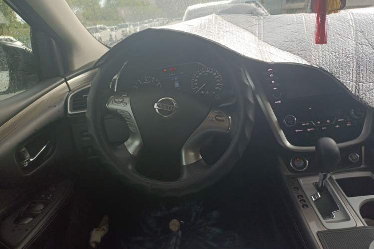 Used Nissan Murano 2021 2.5L XE Two-Wheel Drive Elite Edition Steering Wheel