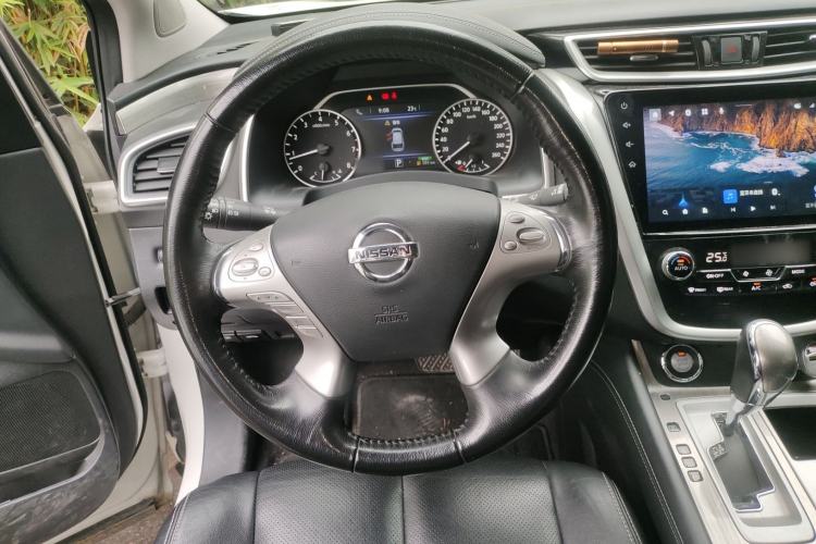 Used Nissan Murano 2021 2.5L XL Two-Wheel Drive Smart Connect Luxury Edition Steering Wheel