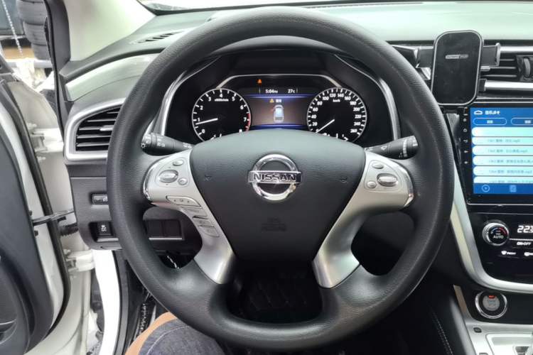 Used Nissan Murano 2021 2.5L XE Two-Wheel Drive Elite Edition Steering Wheel