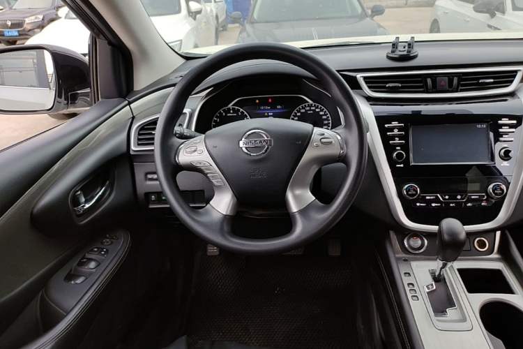 Used Nissan Murano 2021 2.5L XE Two-Wheel Drive Elite Edition Steering Wheel