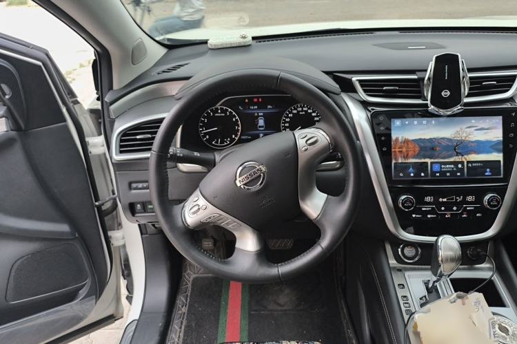 Used Nissan Murano 2021 2.5L XL Two-Wheel Drive Smart Connect Luxury Edition Steering Wheel