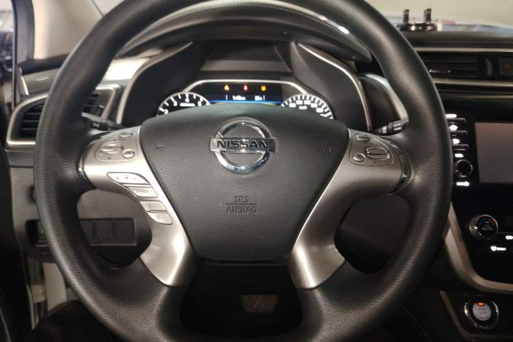 Used Nissan Murano 2021 2.5L XE Two-Wheel Drive Elite Edition Steering Wheel