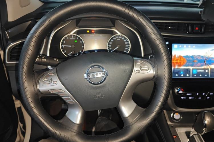 Used Nissan Murano 2021 2.5L XL Two-Wheel Drive Smart Connect Luxury Edition Steering Wheel
