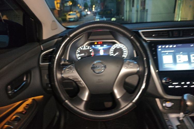 Used Nissan Murano 2021 2.5L XL Two-Wheel Drive Smart Connect Luxury Edition Steering Wheel