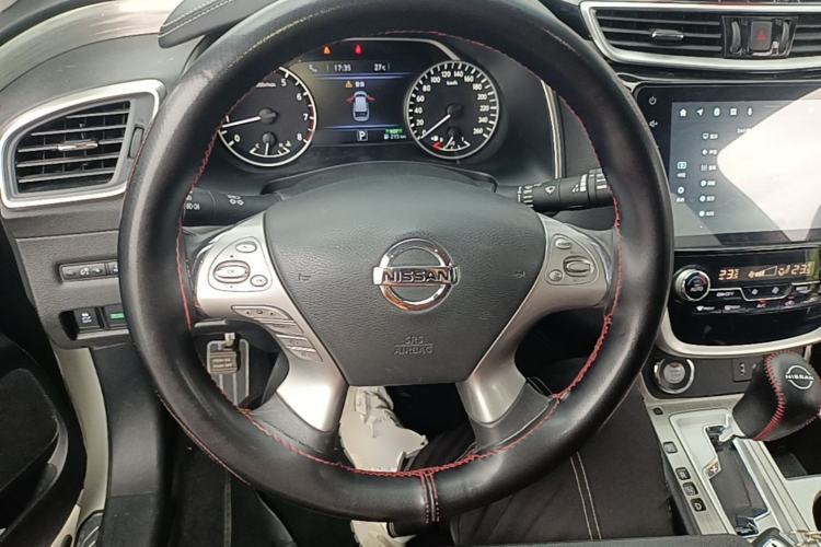 Used Nissan Murano 2021 2.5L XL Two-Wheel Drive Smart Connect Luxury Edition Steering Wheel