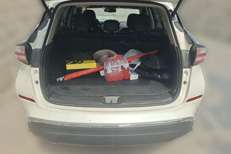 Used Nissan Murano 2021 2.5L XL Two-Wheel Drive Smart Connect Luxury Edition Trunk