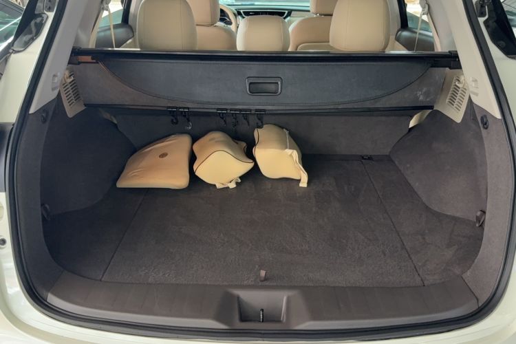 Used Nissan Murano 2021 2.5L XE Two-Wheel Drive Elite Edition Trunk
