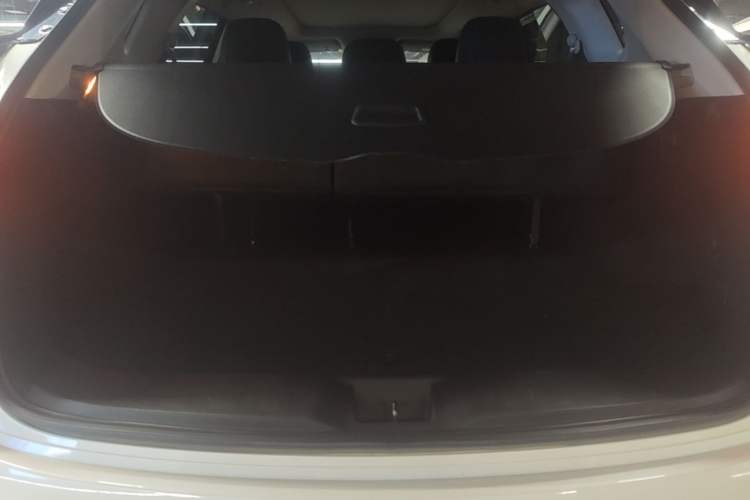 Used Nissan Murano 2021 2.5L XL Two-Wheel Drive Smart Connect Luxury Edition Trunk