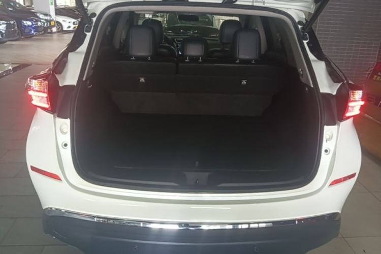 Used Nissan Murano 2021 2.5L XL Two-Wheel Drive Smart Connect Luxury Edition Trunk