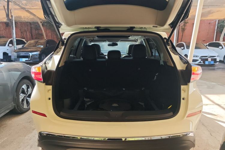 Used Nissan Murano 2021 2.5L XL Two-Wheel Drive Smart Connect Luxury Edition Trunk