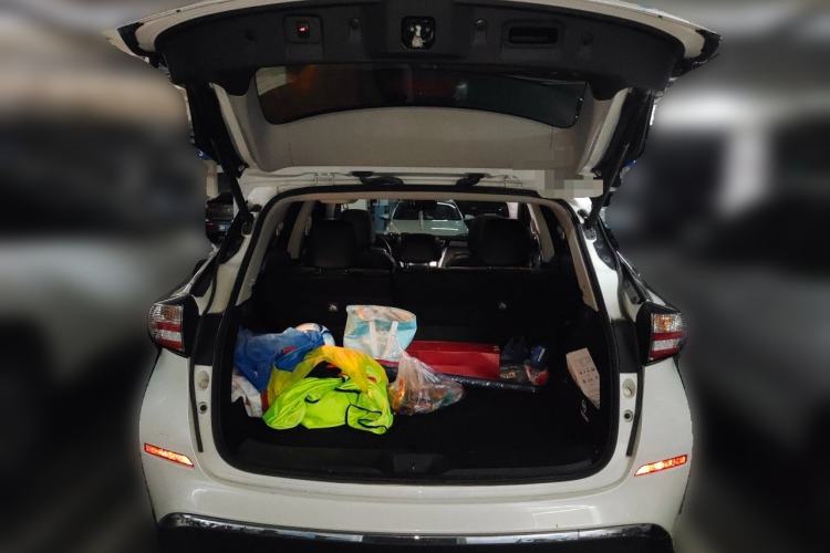 Used Nissan Murano 2021 2.5L XL Two-Wheel Drive Smart Connect Luxury Edition Trunk