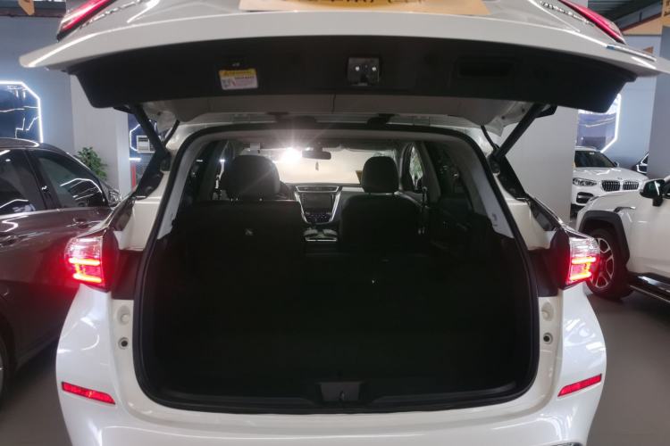 Used Nissan Murano 2021 2.5L XE Two-Wheel Drive Elite Edition Trunk
