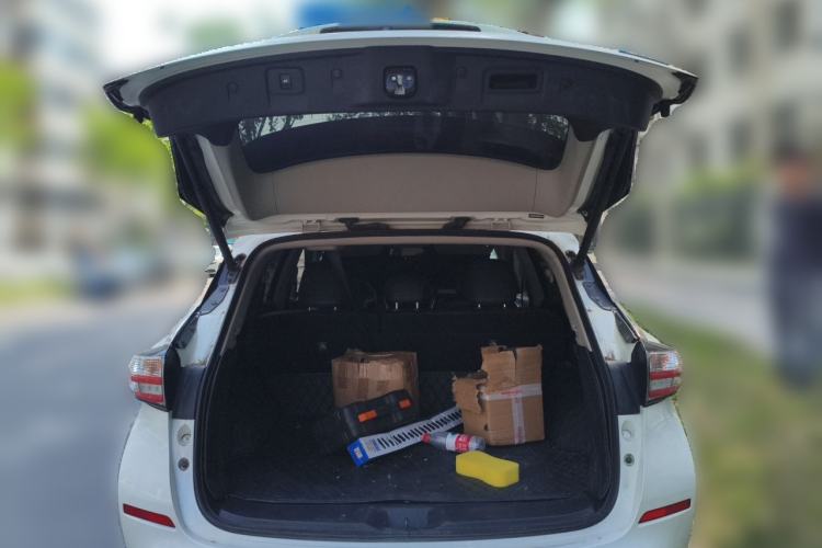 Used Nissan Murano 2021 2.5L XL Two-Wheel Drive Smart Connect Luxury Edition Trunk