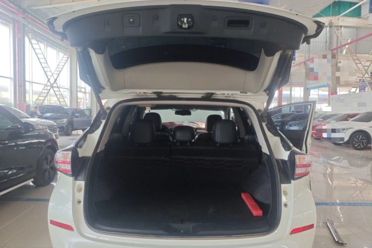 Used Nissan Murano 2021 2.5L XL Two-Wheel Drive Smart Connect Luxury Edition Trunk
