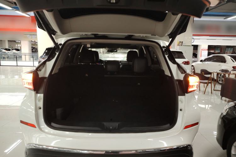 Used Nissan Murano 2021 2.5 S/C HEV XE Four-Wheel Drive Hybrid SmartConnect Prestige Edition Trunk