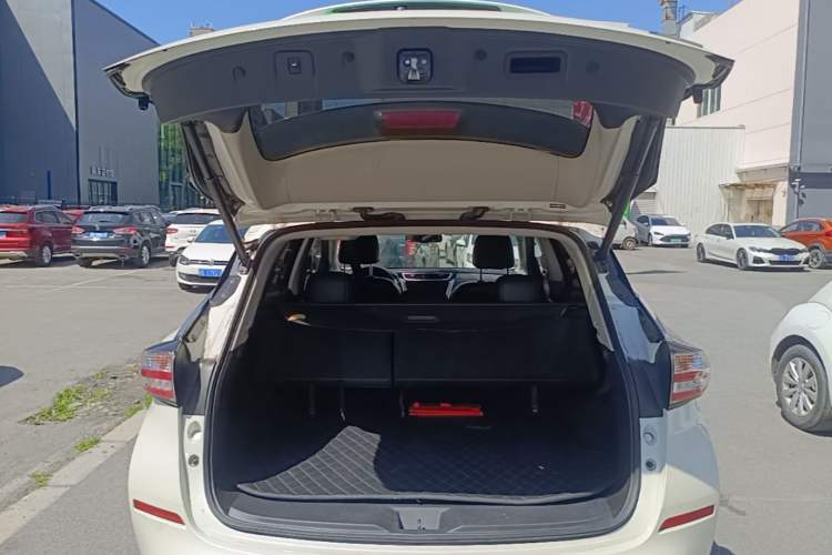 Used Nissan Murano 2021 2.5L XL Two-Wheel Drive Smart Connect Luxury Edition Trunk