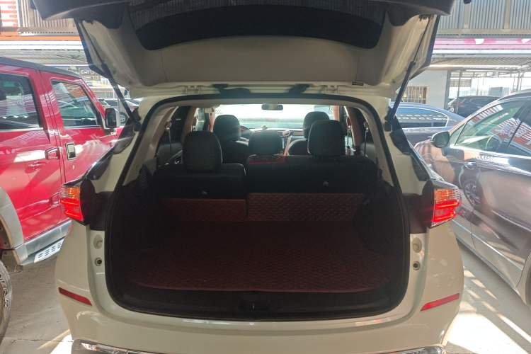 Used Nissan Murano 2021 2.5L XE Two-Wheel Drive Elite Edition Trunk