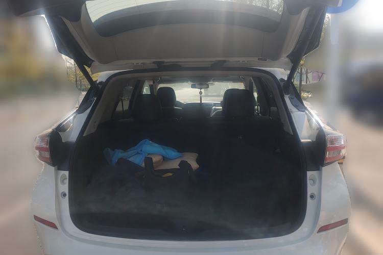 Used Nissan Murano 2021 2.5L XL Two-Wheel Drive Smart Connect Luxury Edition Trunk
