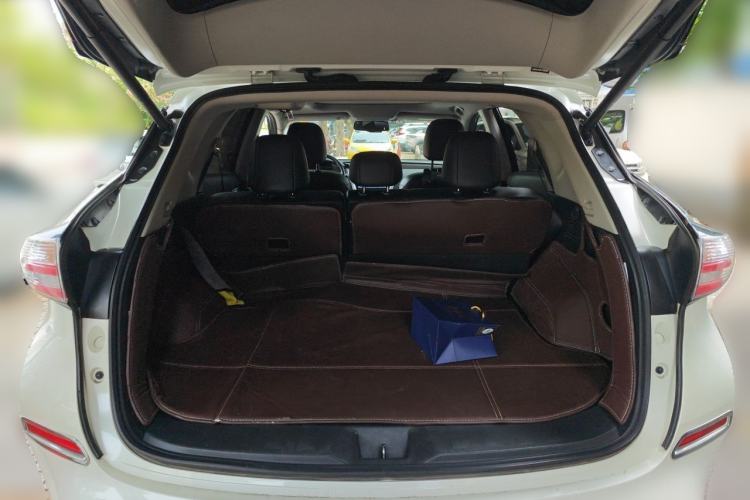 Used Nissan Murano 2021 2.5L XL Two-Wheel Drive Smart Connect Luxury Edition Trunk