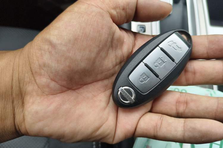 Used Nissan Murano 2021 2.5L XL Two-Wheel Drive Smart Connect Luxury Edition Vehicle Key