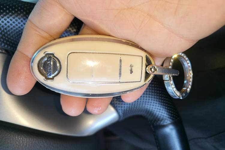Used Nissan Murano 2021 2.5L XL Two-Wheel Drive Smart Connect Luxury Edition Vehicle Key