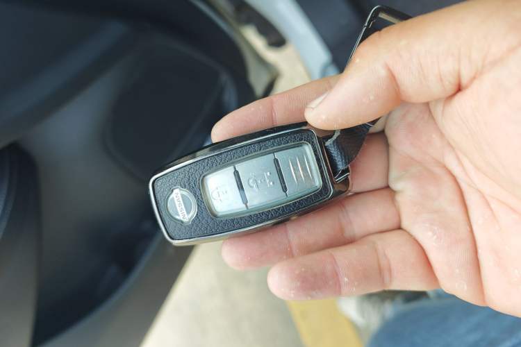 Used Nissan Murano 2021 2.5L XE Two-Wheel Drive Elite Edition Vehicle Key