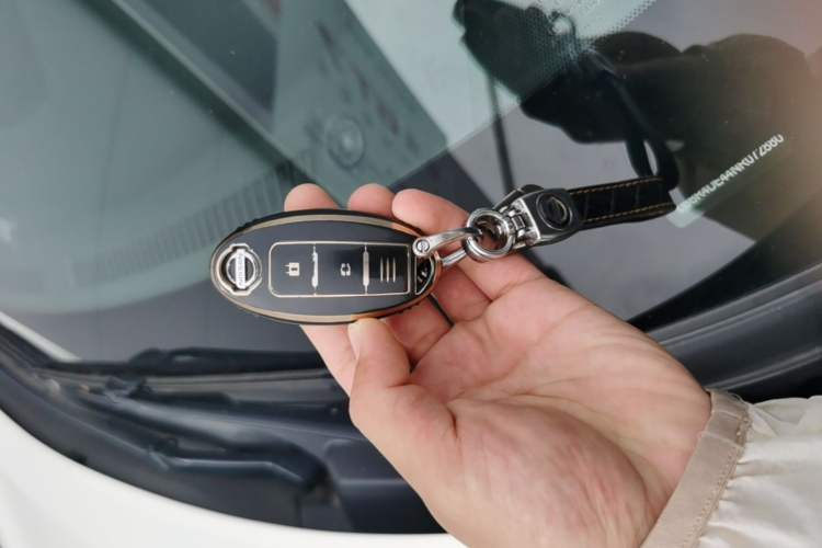 Used Nissan Murano 2021 2.5L XE Two-Wheel Drive Elite Edition Vehicle Key
