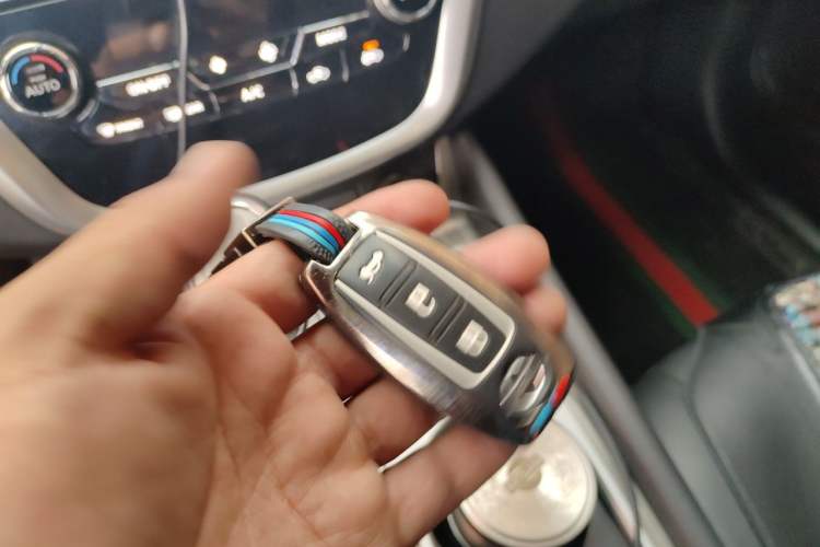 Used Nissan Murano 2021 2.5L XL Two-Wheel Drive Smart Connect Luxury Edition Vehicle Key