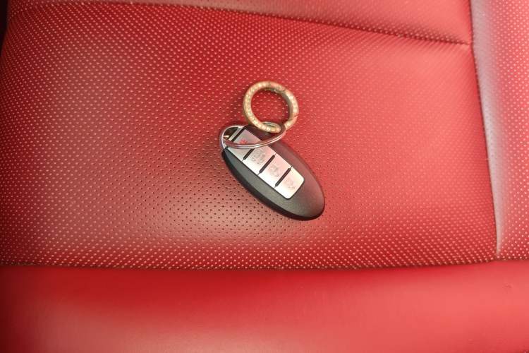 Used Nissan Murano 2021 2.5L XE Two-Wheel Drive Elite Edition Vehicle Key