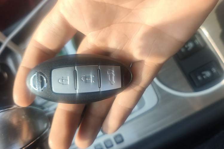 Used Nissan Murano 2021 2.5L XL Two-Wheel Drive Smart Connect Luxury Edition Vehicle Key