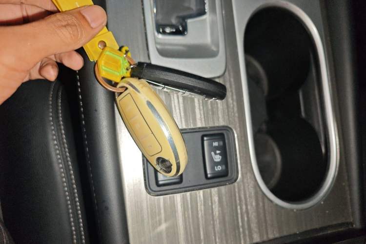 Used Nissan Murano 2021 2.5L XL Two-Wheel Drive Smart Connect Luxury Edition Vehicle Key