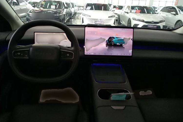 Used Nissan N6 2026 Model 180 Max Center Console