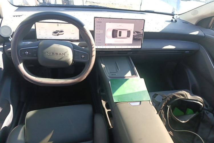 Used Nissan N6 2026 Model 180 Max Center Console