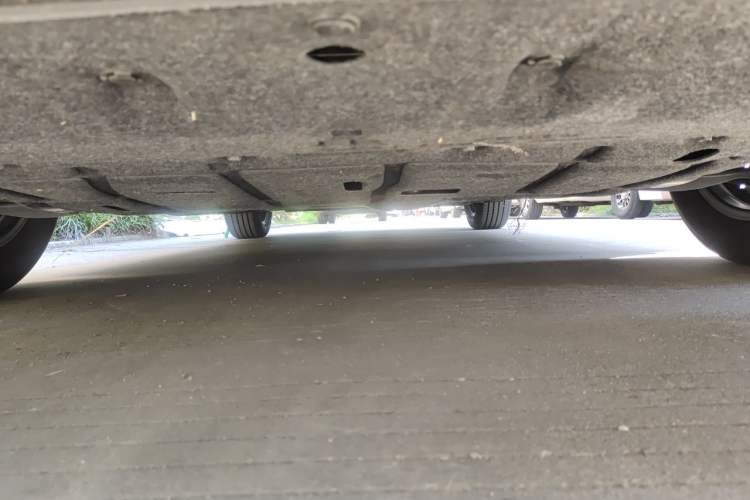 Used Nissan N6 2026 Model 180 Max Chassis Front
