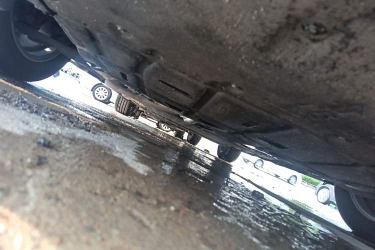 Used Nissan N6 2026 Model 180 Max Chassis Rear Right