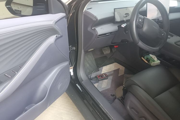 Used Nissan N6 2026 Model 180 Max Driver Seat