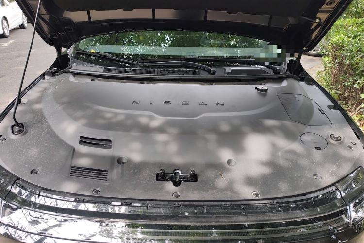 Used Nissan N6 2026 Model 180 Pro Engine Bay
