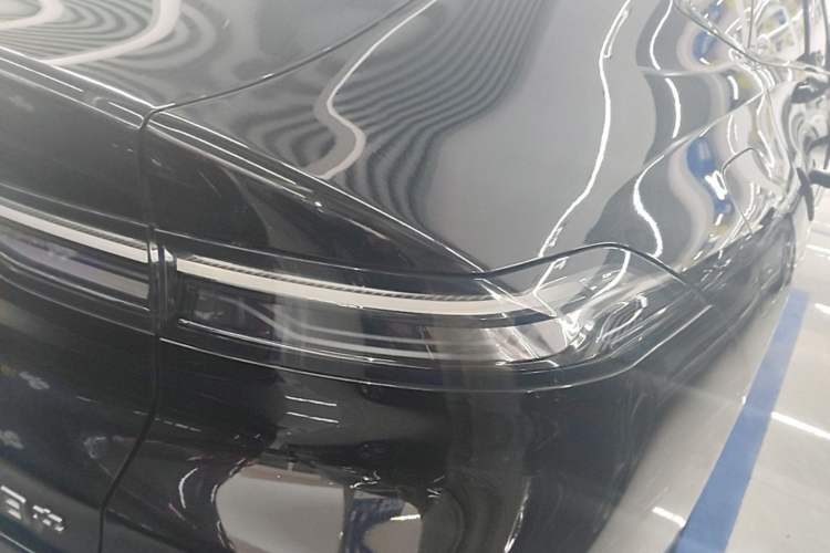 Used Nissan N6 2026 Model 180 Max Exterior 3