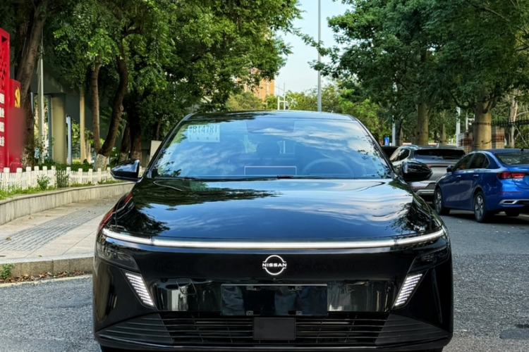 Used Nissan N6 2026 Model 180 Pro Exterior 5