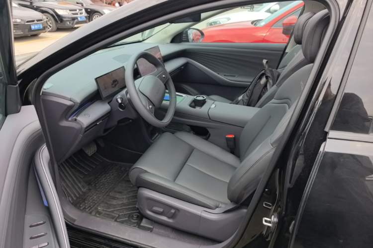 Used Nissan N6 2026 Model 180 Pro Left Front Seat