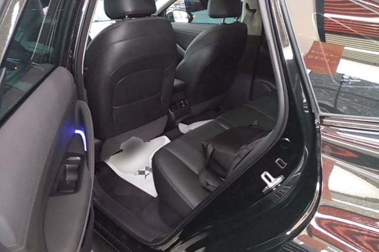 Used Nissan N6 2026 Model 180 Max Left Rear Seat