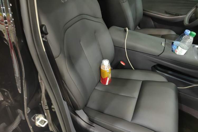 Used Nissan N6 2026 Model 180 Max Right Front Seat