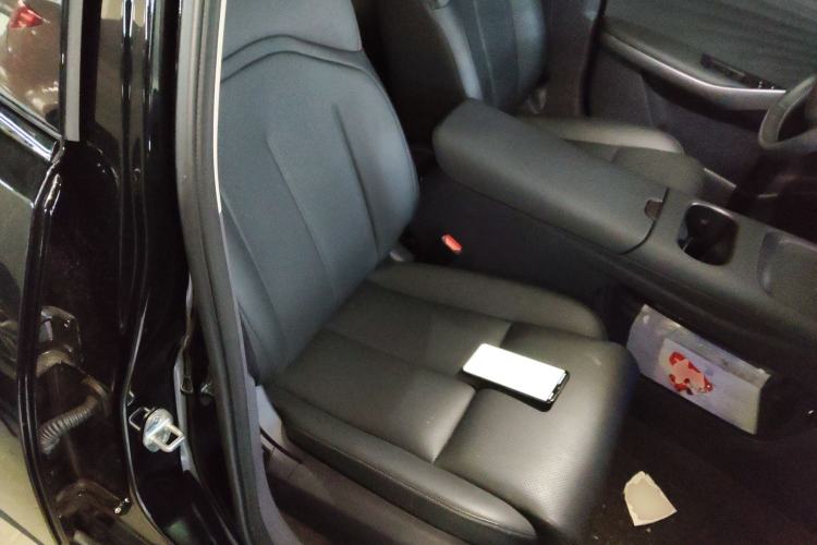 Used Nissan N6 2026 Model 180 Pro Right Front Seat