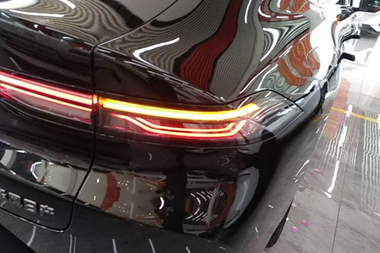 Used Nissan N6 2026 Model 180 Max Right Rear Taillight