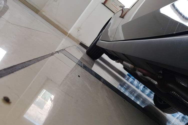 Used Nissan N6 2026 Model 180 Max Right Side Sill