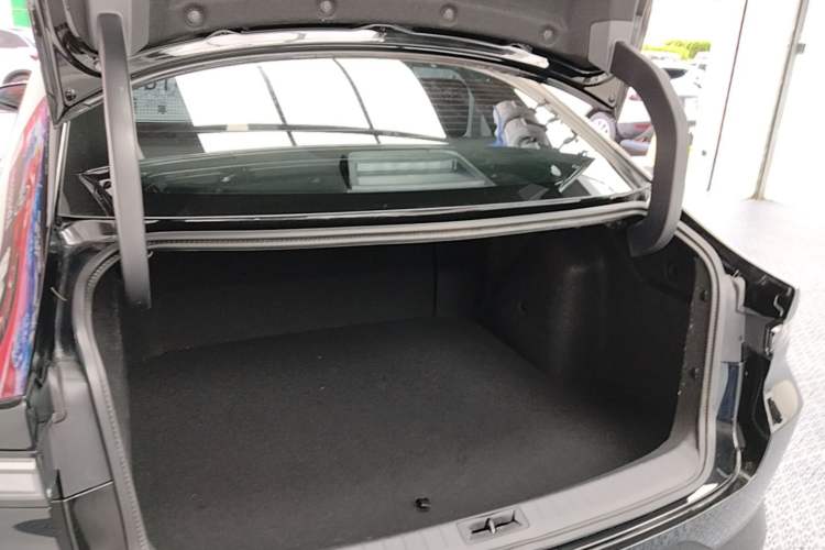 Used Nissan N6 2026 Model 180 Pro Trunk