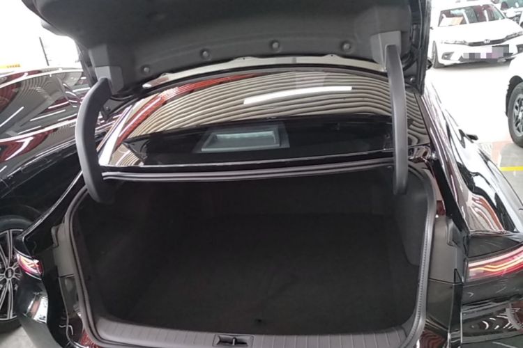 Used Nissan N6 2026 Model 180 Max Trunk