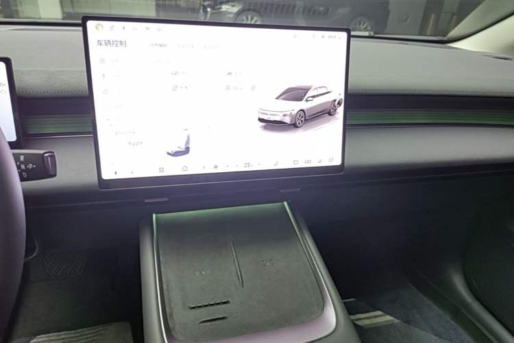 Used Nissan N6 2026 Model 180 Max Audio And AC Panel