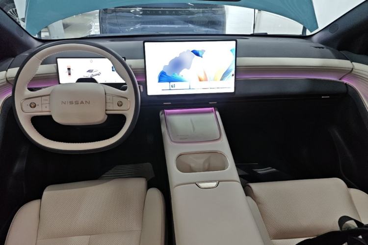Used Nissan N6 2026 Model 180 Max+ Center Console